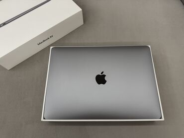 iohone 8: Apple MacBook, 13.3 ", Apple M1, 256 GB