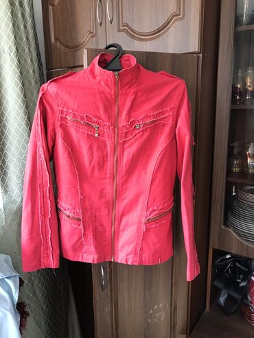 красная куртка: 300с раз 48