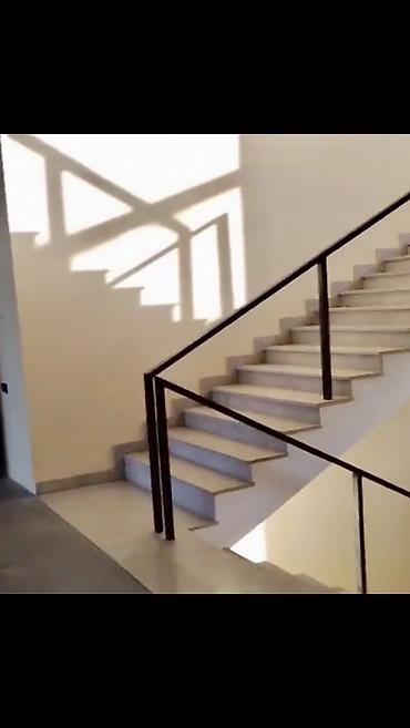 Kommersiya daşınmaz əmlakının satışı: Zagulba shossesi 3200 kv, 3+2+2 mertebe ( ayri) fealiyyet novu: ofis — 20