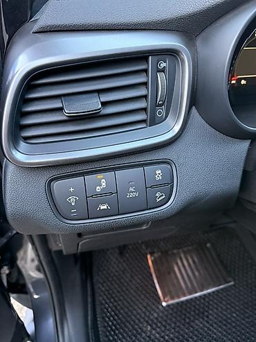 Kia: Kia Sorento: 2018 г., 2.2 л, Автомат, Дизель, Кроссовер — 8