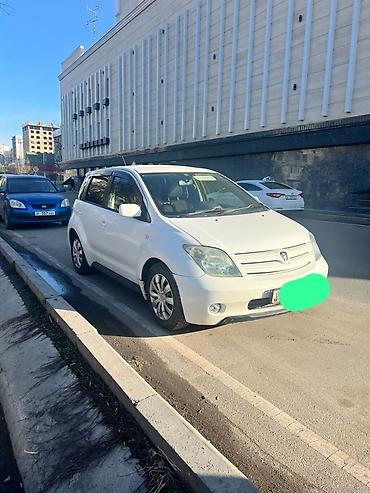 их 5: Toyota Ist: 2003 г., 1.5 л, Автомат, Бензин, Хэтчбэк — 1