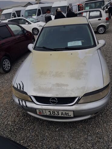 опель омега: Opel Vectra: 2001 г., 1.6 л, Механика, Бензин, Седан