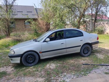 Toyota: Срочно продаю Тойота Авенсис.2000 г.машина на ходу.прошу 320 тыс.можно