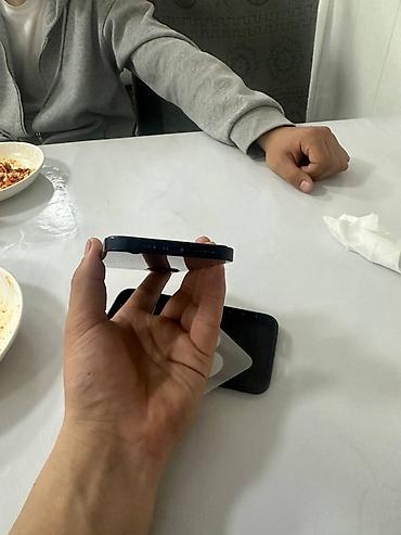 Apple iPhone: IPhone 13 mini, Черный, Чехол — 9