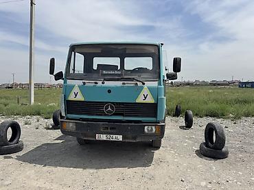 bud e9: Грузовик, Mercedes-Benz, Стандарт, 3 т, Б/у — 2