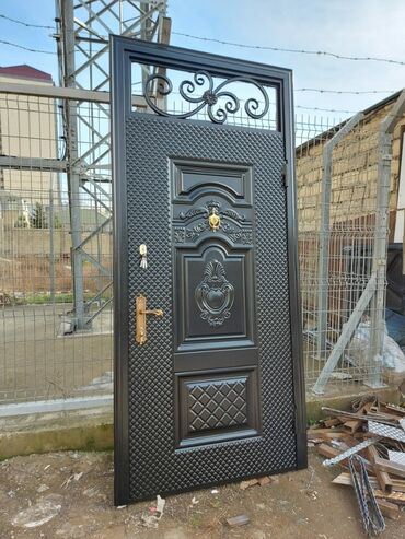 Giriş qapıları: Yeni Giriş qapısı Ödənişli çatdırılma — 8