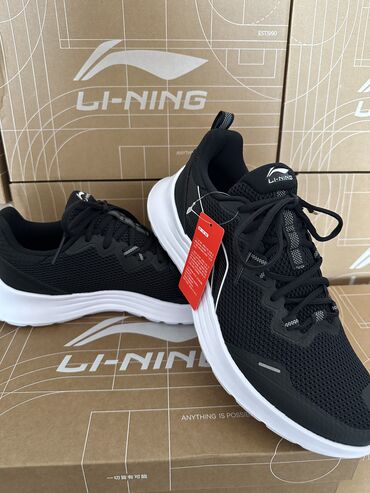 Кроссовки и спортивная обувь: Li-Ning в оригинале Легкая, комфортная, амортизирующая и очень