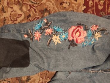 Ziyafət donları: Satilir ucuz giymete heresinin oz giymeti var — 18