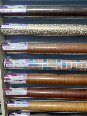 Vinil divar kağızı, oboy: Vinil Divar Kağızları Arxası Özü Yapışqandır. Rulon da 10 metr olur — 11