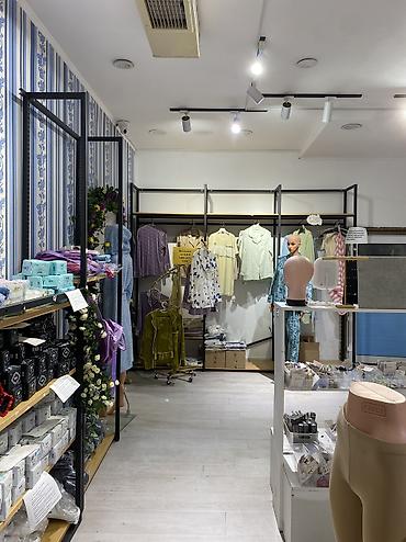o store: Сдается в аренду второй этаж магазина 📍 Адрес: ул. Чуй, 142 Ориентир — 2