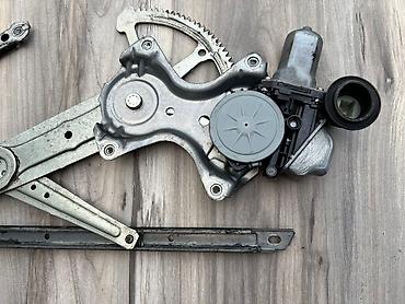 Стекла и комплектующие: Механизм стеклоподъемника Переднее левое Toyota, 2018 г., Б/у, Оригинал — 6