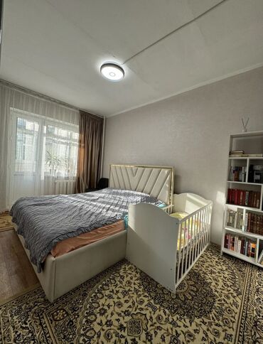 продаю в связи с переездом: 2 комнаты, Собственник, С мебелью полностью