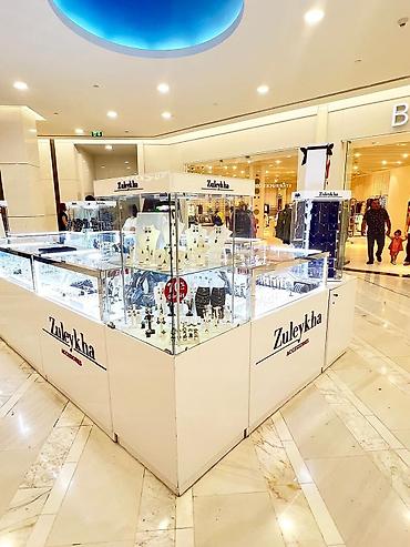 signora diamond: Vitrinlərin ardı var yeni kimidir . Maraqlananlar real alıcılar — 2
