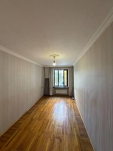 Daşınmaz əmlak: Bakı, Yasamal, 3 otaqlı, Köhnə tikili, m. Elmlər Akademiyası, 64 kv. m — 3