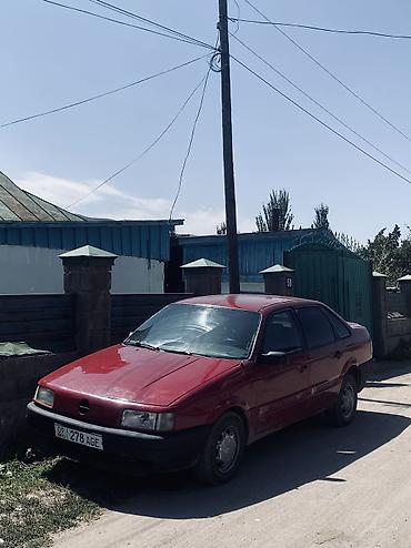camry 1999: Volkswagen Passat: 1990 г., 1.6 л, Механика, Бензин, Седан — 6