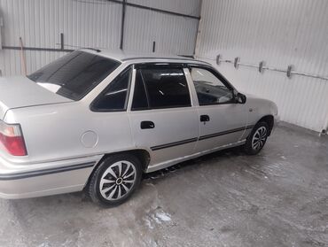 дайво нексия 2: Daewoo Nexia: 2007 г., 1.5 л, Механика, Бензин, Хэтчбэк