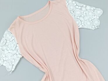 czarne t shirty i marynarka: T-shirt damski, M