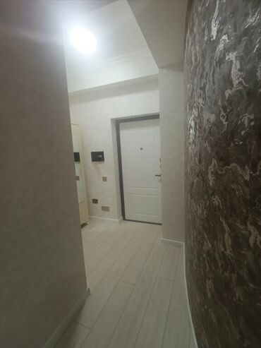 Uzunmüddətli kirayə mənzillər: Salam, Elanı axıra kimi oxuyun xahiş, Mənzil Ailəyə və yaxud işləyən — 10