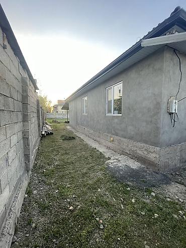 Продажа коттеджей и домов: 🏡 Кирпичный дом, ж/м Рухий Мурас 1 (р-н Тунгуч, Бишкек) 🛏 4 комнаты | — 3