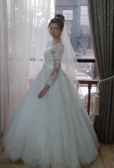 Свадебные платья: Свадебное платье, Пышная модель, 44, 46 (M), цвет - Айвори, Рукава: Длинные, С подъюбником — 5