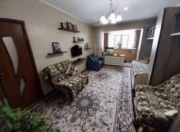 Продажа квартир: !!СРОЧНО ПРОДАЕТСЯ 2 квартира в 12 мкр!! Серия; 106 Площадь 66м2 Этаж