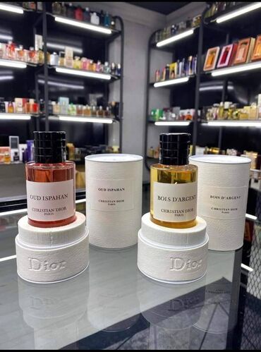 Parfemi: Originalni parfemi 38e komad, Bulgari
Kirke
Erba
Guess
48e — 3