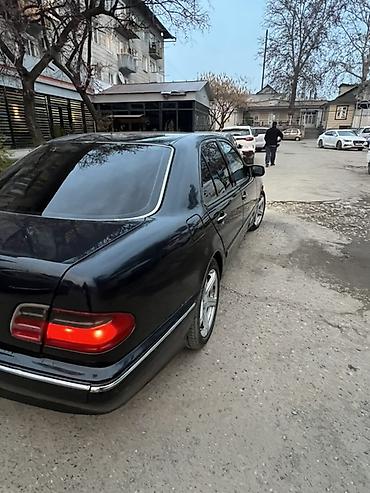 Mercedes-Benz: Mercedes-Benz E-Class: 2000 г., 3.2 л, Автомат, Бензин, Седан — 4