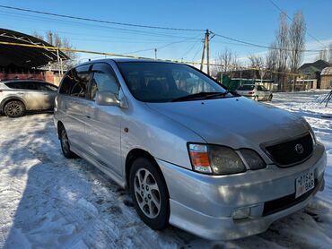 тоята вич: Toyota Gaia: 2002 г., 2 л, Автомат, Бензин, Минивэн