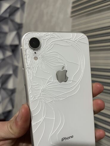 Apple iPhone: IPhone Xr, Б/у, 64 ГБ, White Titanium, Чехол, 75 % — 3