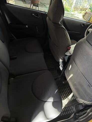 дефлектор на фит: Honda Fit: 2006 г., Автомат, Бензин, Хэтчбэк — 5