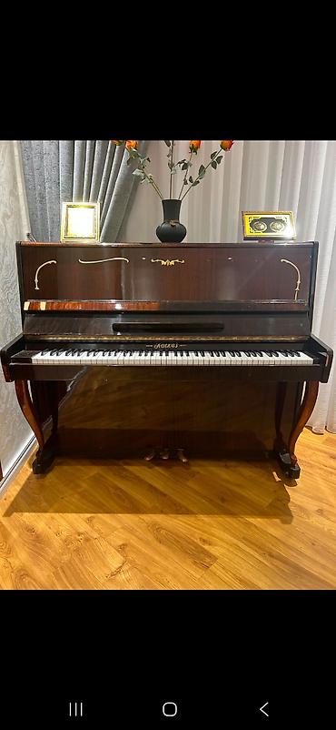 ney aleti: Kavkaz markalı klassik pianino satılır. 🎹 Səliqəli vəziyyətdədir, evdə — 4