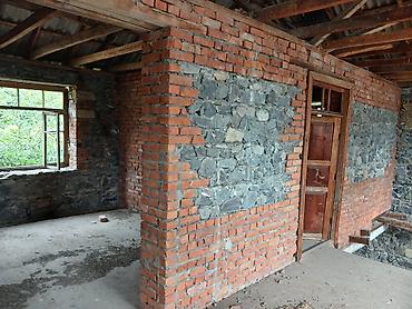bina az xirdalan kohne tikili: İsmayıllı, 306 kv. m, 4 otaqlı, Telefon, İşıq, Qaz — 5
