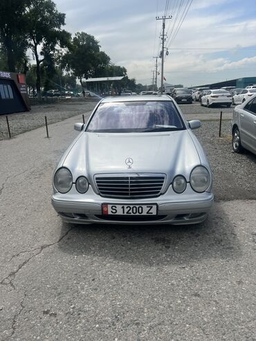 210 сди: Mercedes-Benz 