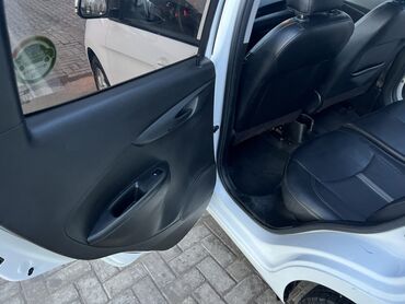 Chevrolet: Chevrolet Spark: 2021 г., 1 л, Автомат, Бензин, Хэтчбэк — 7