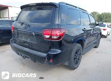 Scion: Toyota Sequoia: 2021 г., Автомат, Бензин, Внедорожник — 4