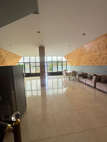 Bağ evlərinin kirayəsi: A-formalı dizaynda müasir bağ evi – şəxsi hovuz və geniş həyət sahəsi — 4