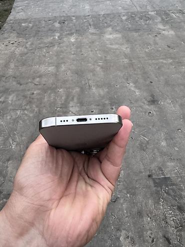 instax mini 11: IPhone 16 Pro, 128 GB, Natural Titanium, Zəmanət, Simsiz şarj, Face ID — 3