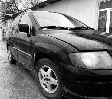 Mitsubishi: Mitsubishi Space Runner: 1999 г., 2.4 л, Механика, Бензиновая, Минивэн — 2