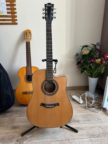 гитара yamaha f600: Продаю гитару 
Фирма:Китай
