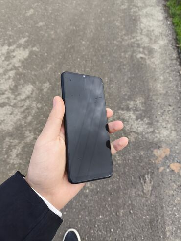 Samsung: Samsung Galaxy A13, 4 GB, rəng - Qara, Qırıq — 11