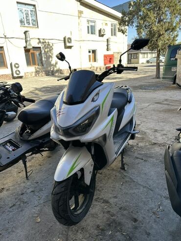 спидометр электронный: Скутер түрү 150 куб. см, Бензин, Колдонулган