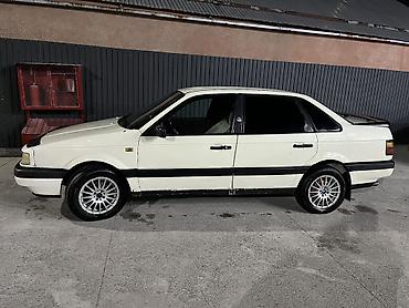 volkswagen passat b6: Volkswagen Passat: 1993 г., 1.8 л, Механика, Газ, Седан — 2