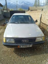 запчасти на опель вектра б: Audi 100: 1983 г., 2 л, Механика, Седан