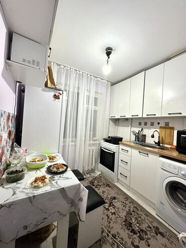 Продажа квартир: 2 комнаты, 43 м², 104 серия, 2 этаж, Косметический ремонт