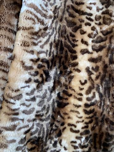 Шубы: Шуба мутон, из Греции, длинна шубы ниже колена, 54 размер, шерсть — 10