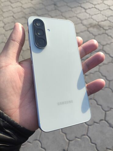 джойстики смартфоны с ос android: Samsung Galaxy A56, Б/у, 256 ГБ, 1 SIM, 2 SIM, eSIM