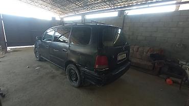 буксир машины: Honda Odyssey: 1999 г., 2.3 л, Автомат, Бензин, Минивэн — 4