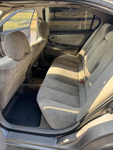 Nissan: Nissan Maxima: 2000 г., 3 л, Автомат, Бензин, Седан — 10