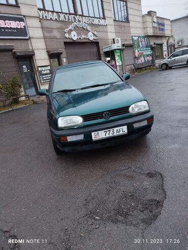 спринтер авто: Volkswagen Golf: 1995 г., 1.6 л, Механика, Бензин