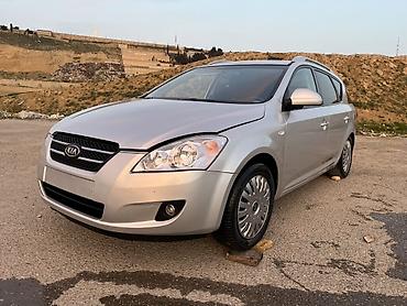 kia ceed sw: Kia Cee’d SW (universal) – gümüşü rəngdə, şəhər və ailə istifadəsi — 3